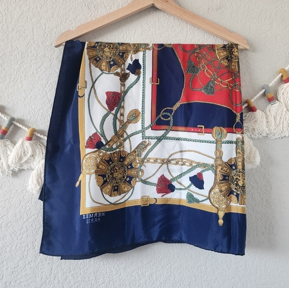 Hermes Paris Medallion 100% Silk Vintage Scarf Equestrian Red Blue Designer - Picture 1 of 10